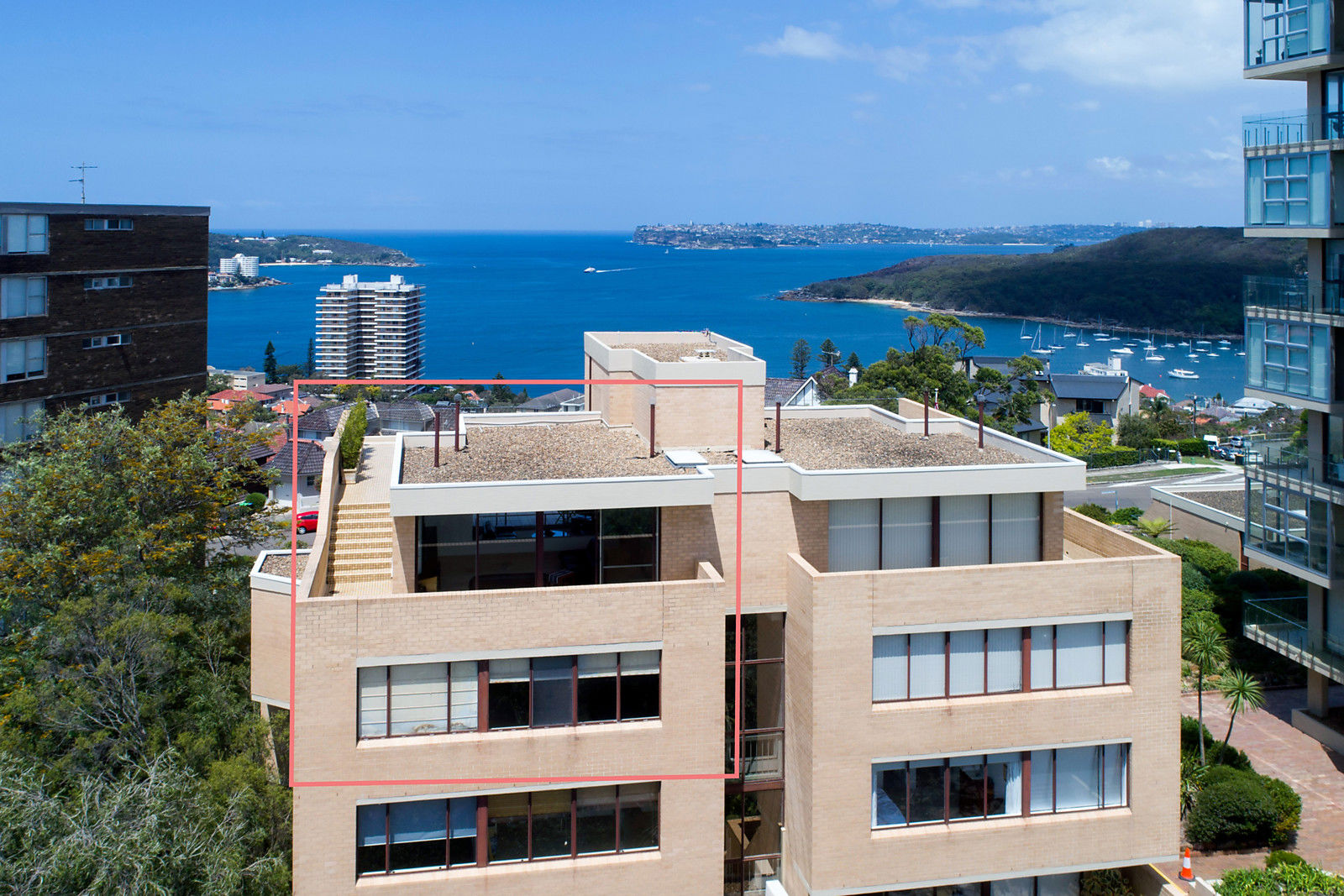 4d/10 Hilltop Crescent