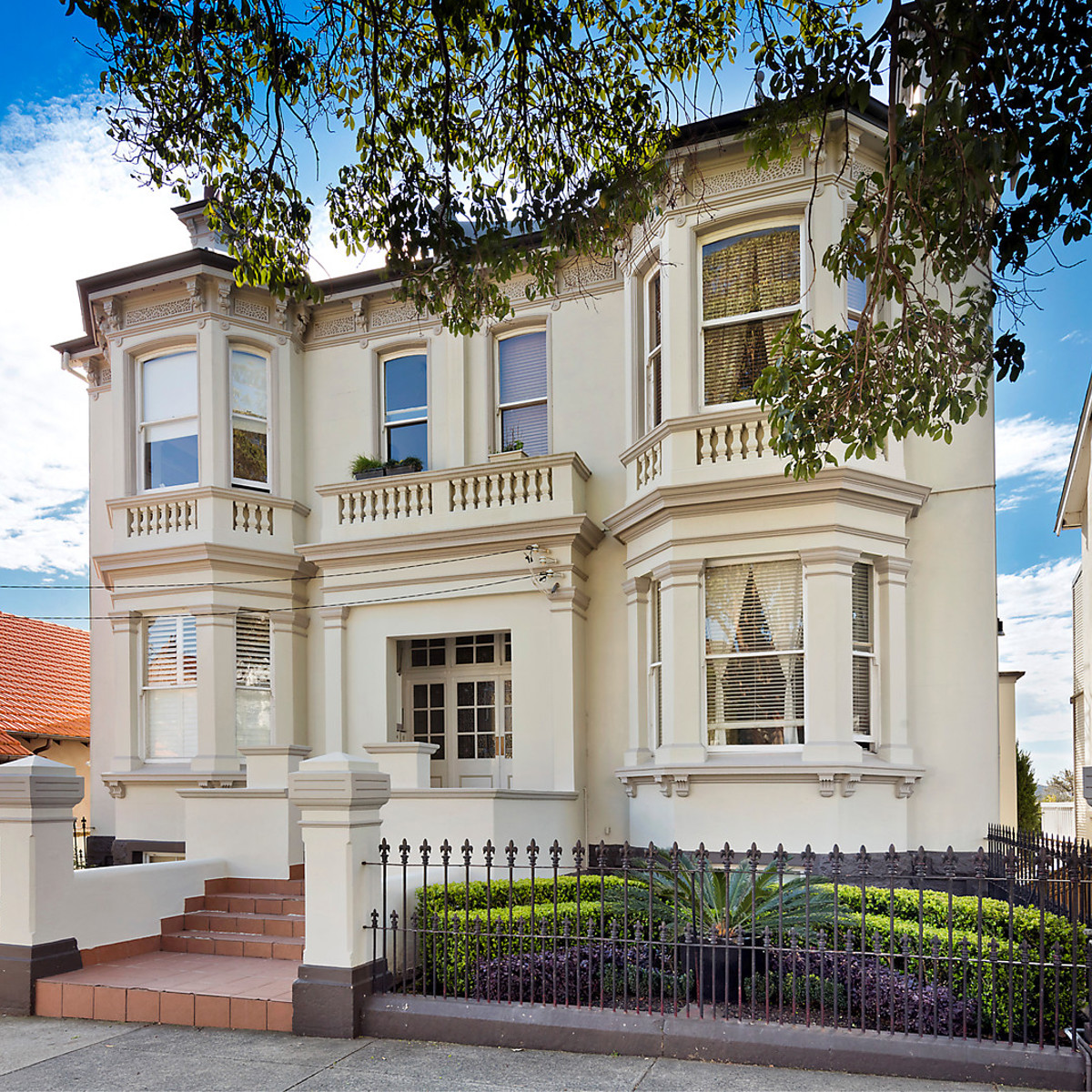 1/95 Addison Road