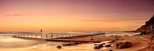 Newport Beach ocean bath rockpool - photo by Sean Neil