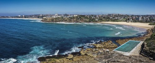 Freshwater Beach and Rockpool. Photo Credit DallasKilponen.com