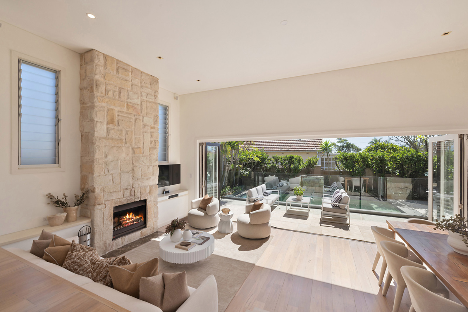 29A Quinton Road, Manly featured