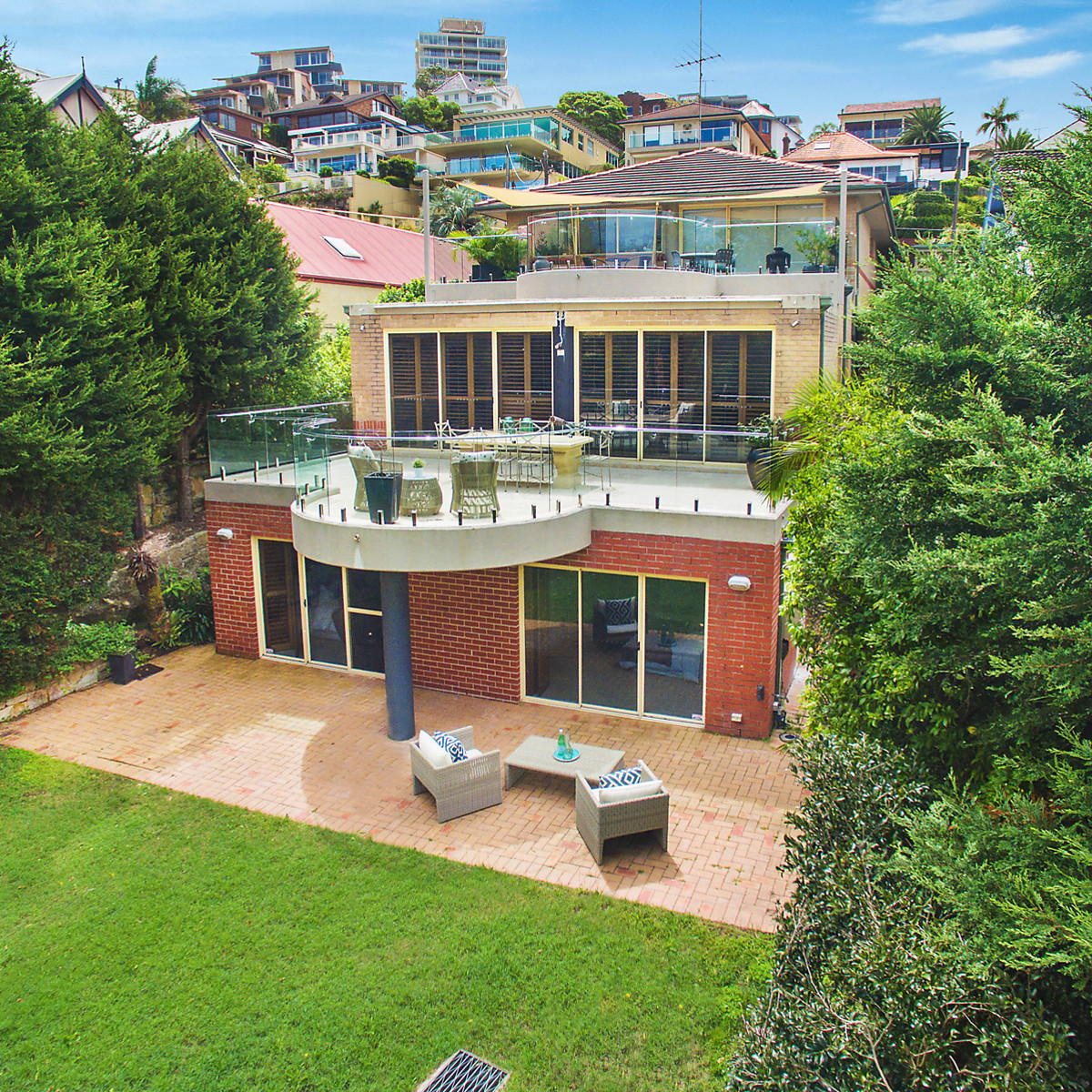 2/11 Clifford Avenue