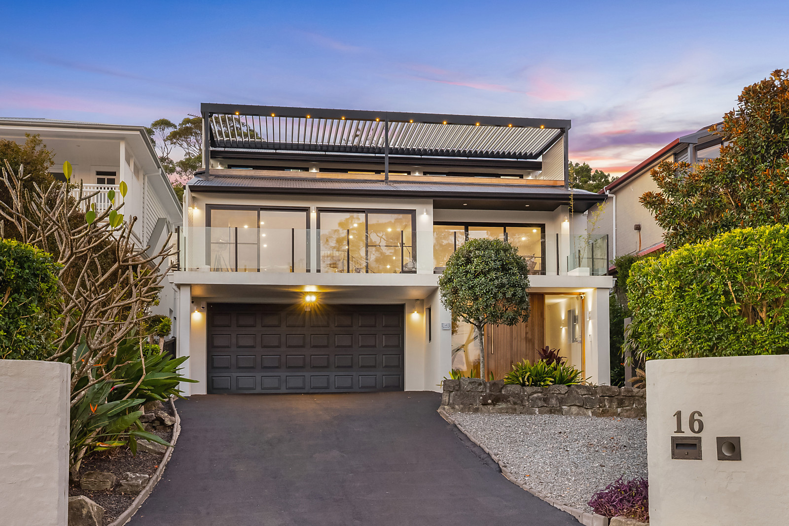 16 Jenner Street, Seaforth featured