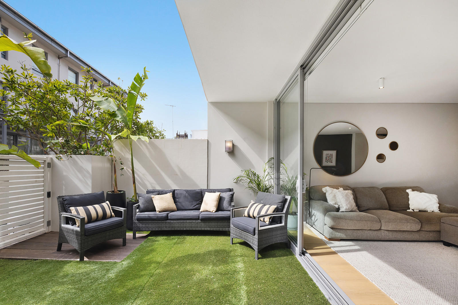 Premium63207874.jpg